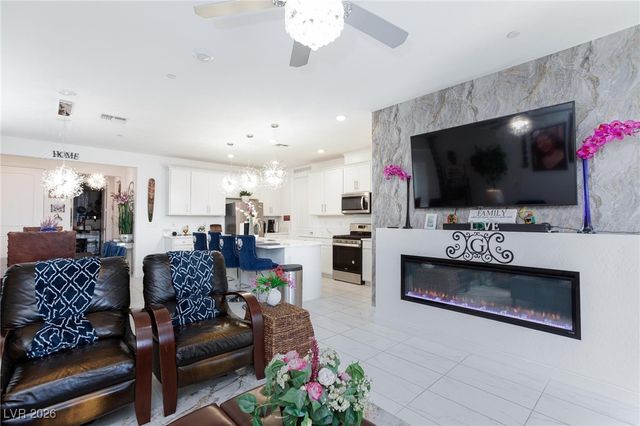 134 Sedona Sands Lane, Henderson, NV 89011