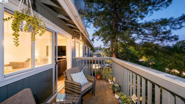 2294 D St, Hayward, CA 94541