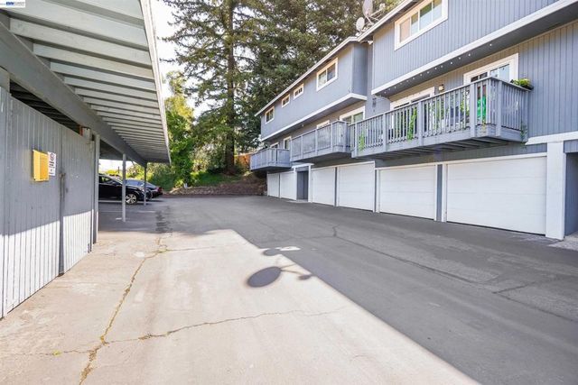 2294 D St, Hayward, CA 94541