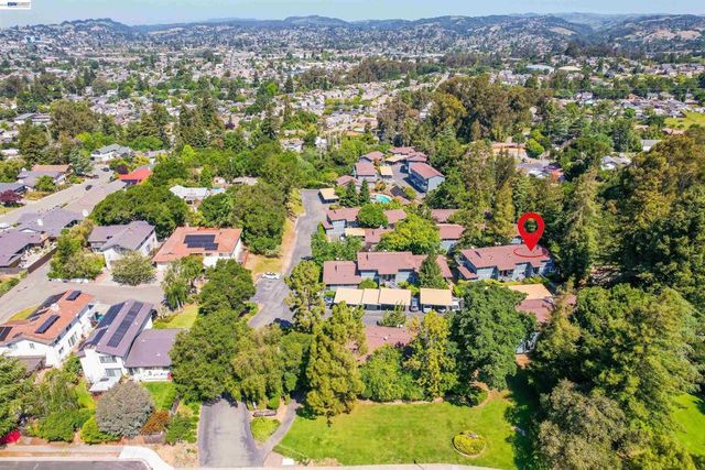 2294 D St, Hayward, CA 94541