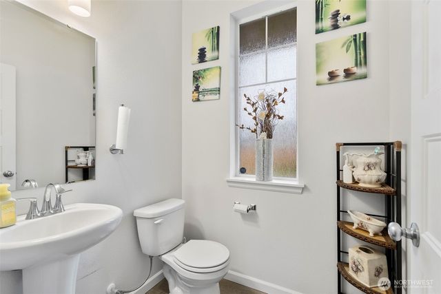 18115 38th Avenue Ct E, Tacoma, WA 98446