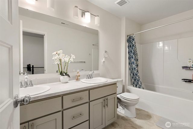 18115 38th Avenue Ct E, Tacoma, WA 98446