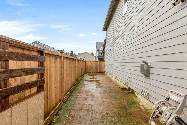 18115 38th Avenue Ct E, Tacoma, WA 98446
