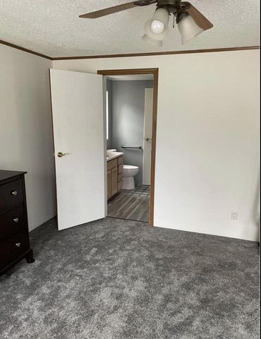 512 Opal Circle, Lannon, WI 53046