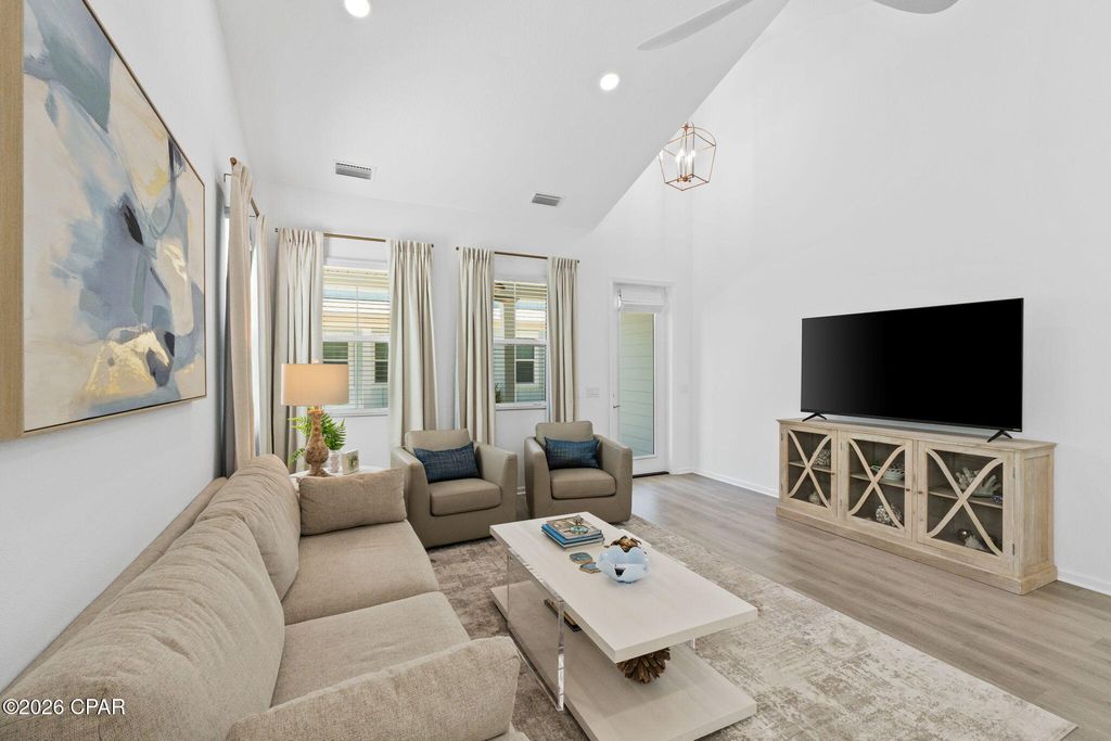 Image 10 of property listing at 8703 Sand Dollar Drive, Panama City Beach, FL 32413