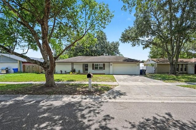 1913 CEDARBROOKE DRIVE, Lutz, FL 33549