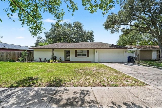 1913 CEDARBROOKE DRIVE, Lutz, FL 33549