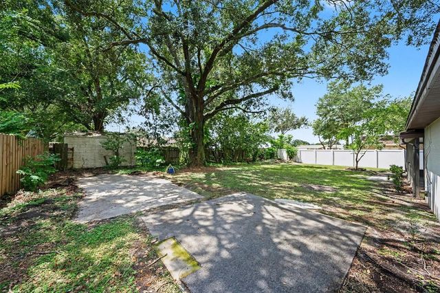 1913 CEDARBROOKE DRIVE, Lutz, FL 33549