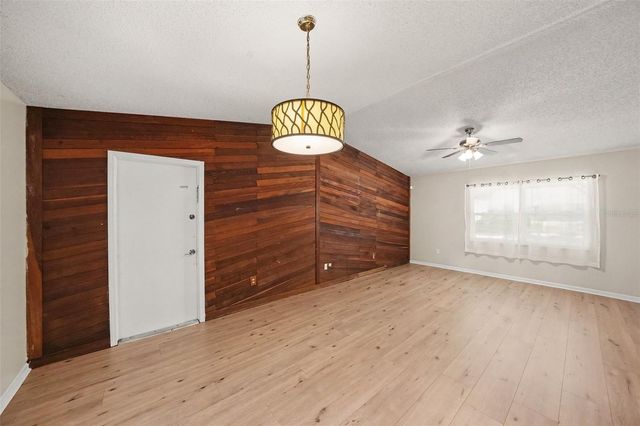 1913 CEDARBROOKE DRIVE, Lutz, FL 33549