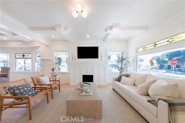 3890 S Harvard Boulevard, Los Angeles, CA 90062