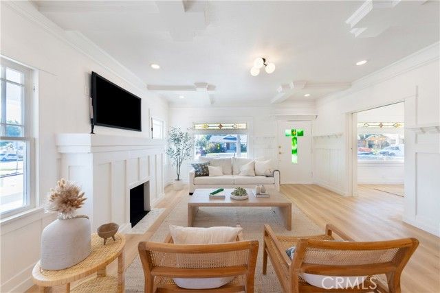 3890 S Harvard Boulevard, Los Angeles, CA 90062