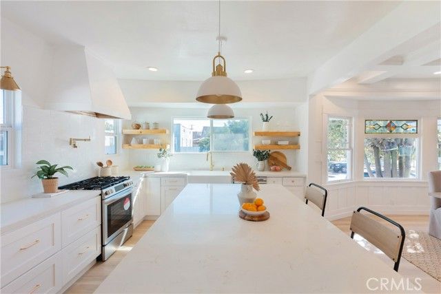 3890 S Harvard Boulevard, Los Angeles, CA 90062