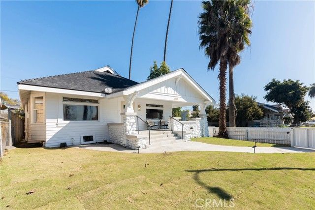 3890 S Harvard Boulevard, Los Angeles, CA 90062