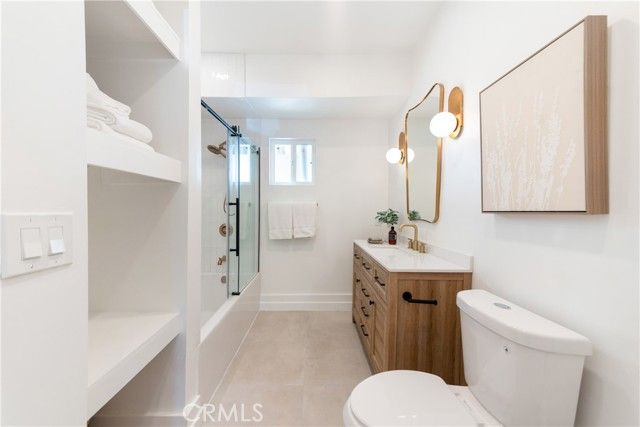 3890 S Harvard Boulevard, Los Angeles, CA 90062