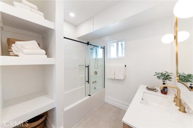 3890 S Harvard Boulevard, Los Angeles, CA 90062