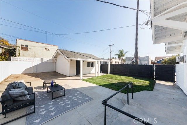 3890 S Harvard Boulevard, Los Angeles, CA 90062