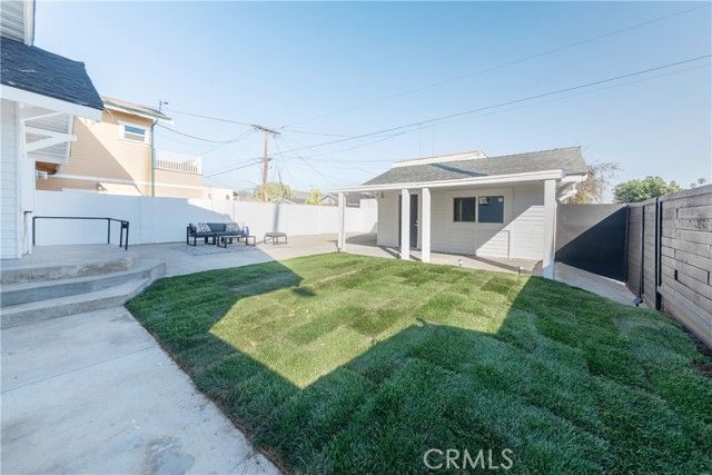 3890 S Harvard Boulevard, Los Angeles, CA 90062