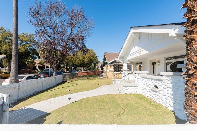 3890 S Harvard Boulevard, Los Angeles, CA 90062