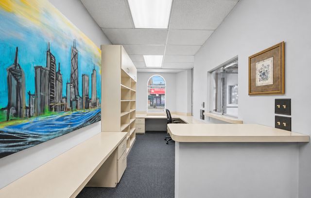 10547 S Ewing Avenue, Chicago, IL 60617