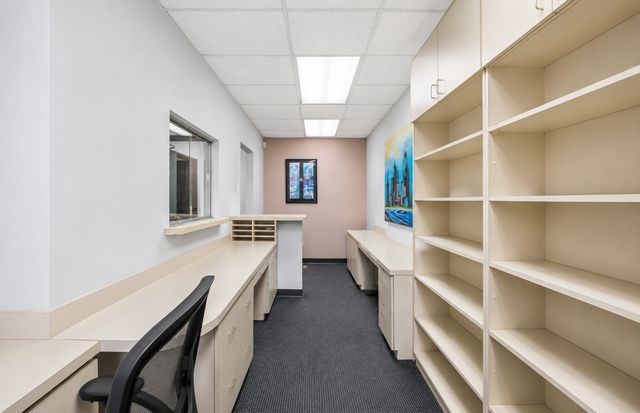 10547 S Ewing Avenue, Chicago, IL 60617