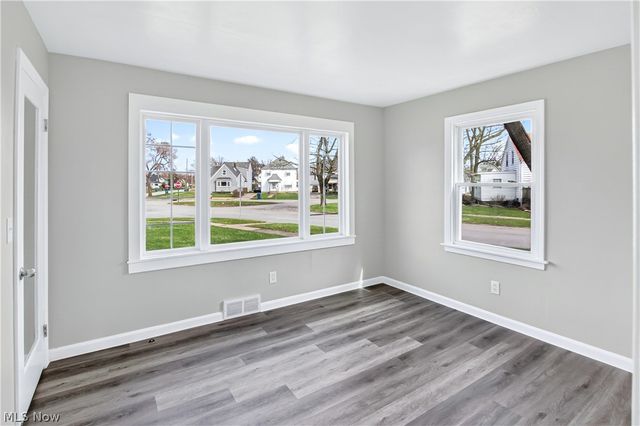 2966 Cleveland Boulevard, Lorain, OH 44052