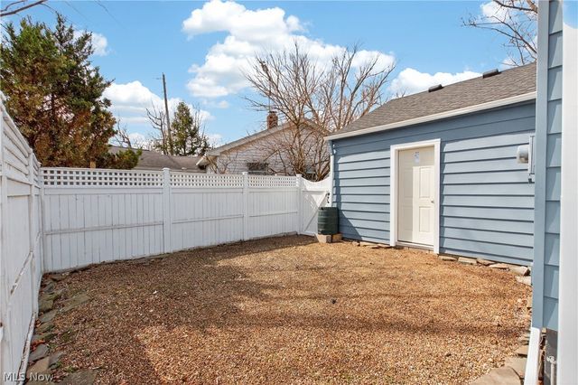 2966 Cleveland Boulevard, Lorain, OH 44052