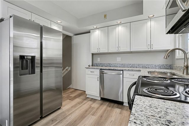 841 E Lutton St, New Castle, PA 16101