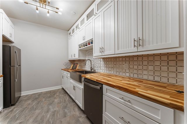 914 S Dixson Street, Rogers, AR 72758