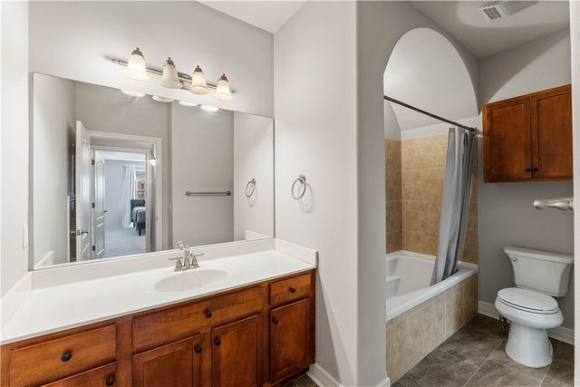 914 S Dixson Street, Rogers, AR 72758