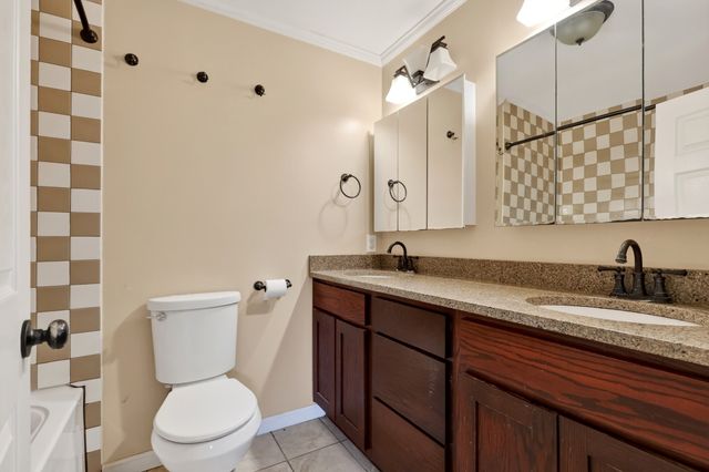 302 Swiper Dr, Smithville, TN 37166