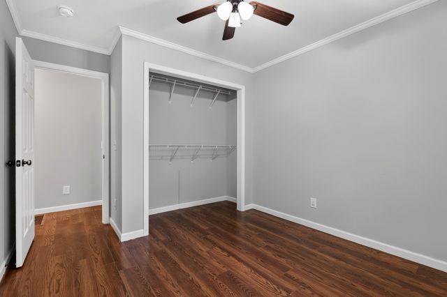 302 Swiper Dr, Smithville, TN 37166