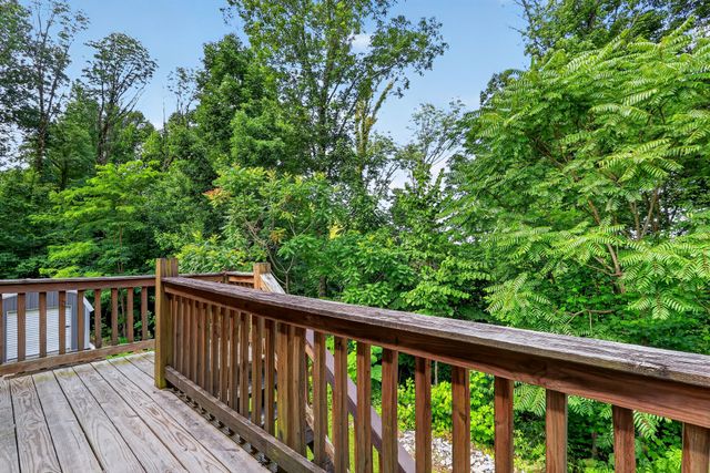 302 Swiper Dr, Smithville, TN 37166