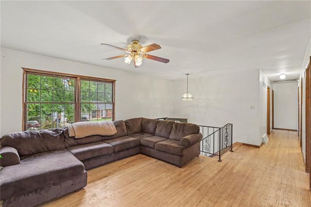 16408 E 40th Street, Independence, MO 64055