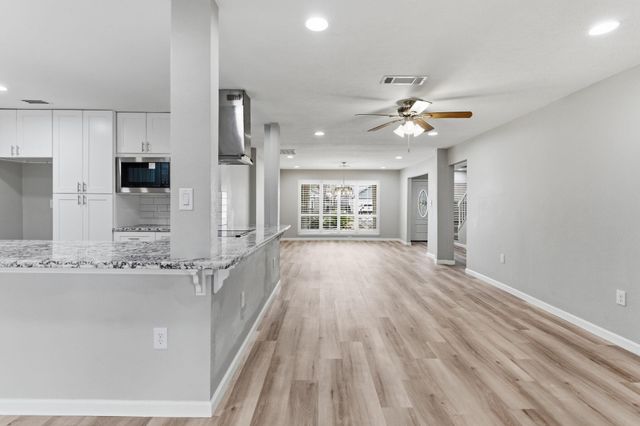 1620 Beachcomber Lane, Houston, TX 77062