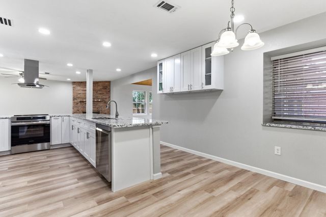 1620 Beachcomber Lane, Houston, TX 77062