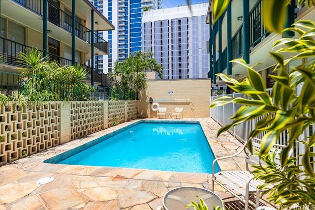 929 Ahana Street 303, Honolulu, HI 96814