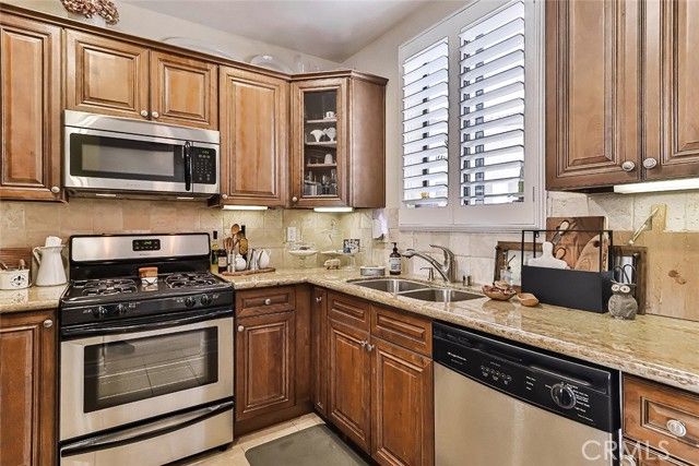 4724 Kester Avenue 404, Sherman Oaks, CA 91403