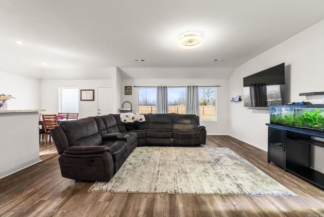 27 Farmhouse Circle, Vilonia, AR 72173