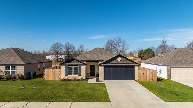 27 Farmhouse Circle, Vilonia, AR 72173