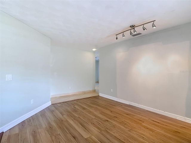 4608 APPLE RIDGE LANE, Tampa, FL 33624