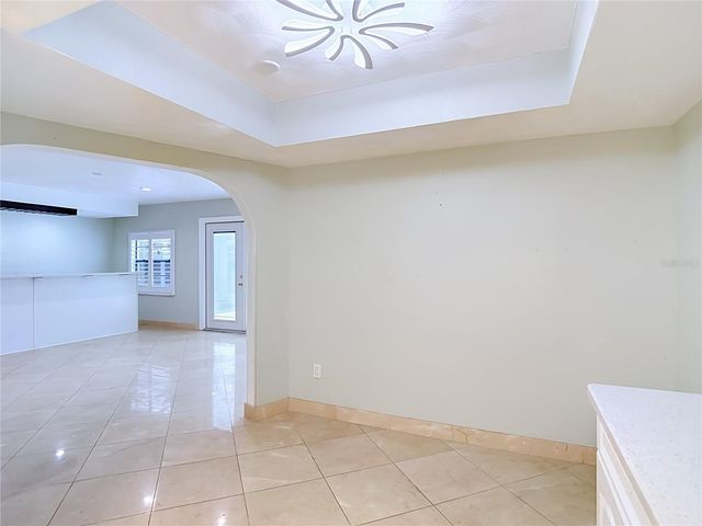 4608 APPLE RIDGE LANE, Tampa, FL 33624