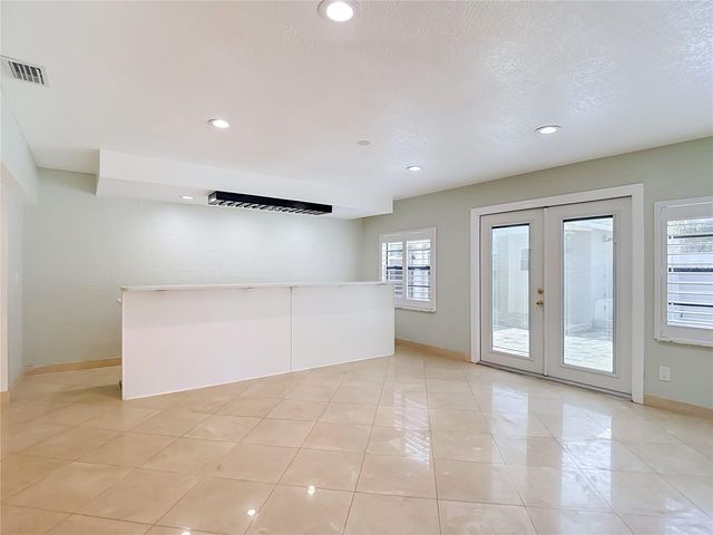 4608 APPLE RIDGE LANE, Tampa, FL 33624
