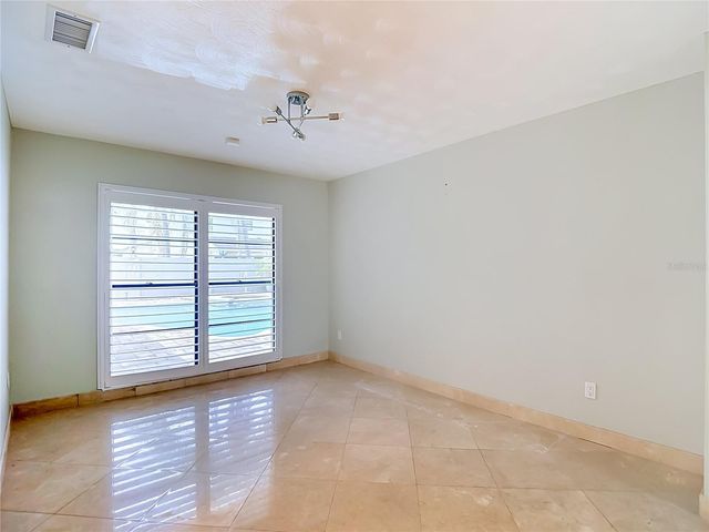 4608 APPLE RIDGE LANE, Tampa, FL 33624