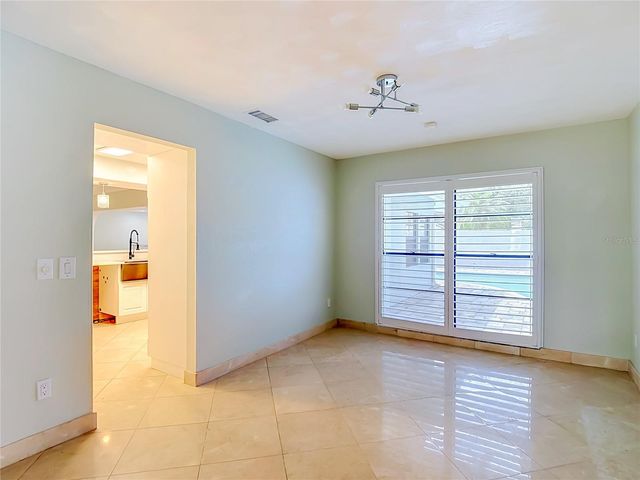 4608 APPLE RIDGE LANE, Tampa, FL 33624