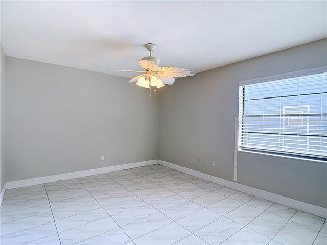 4608 APPLE RIDGE LANE, Tampa, FL 33624
