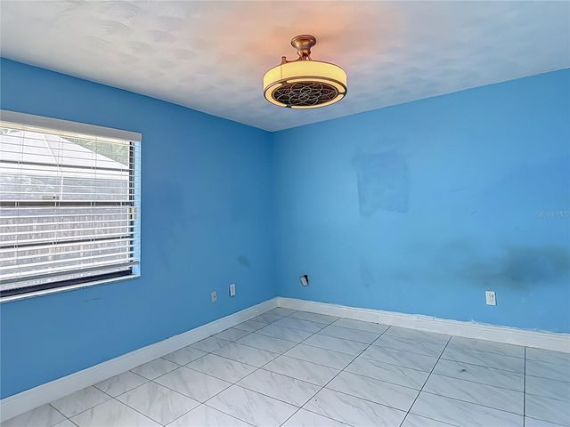 4608 APPLE RIDGE LANE, Tampa, FL 33624