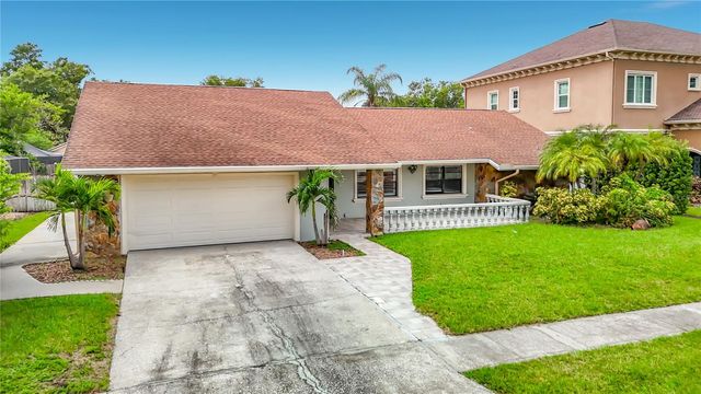 4608 APPLE RIDGE LANE, Tampa, FL 33624