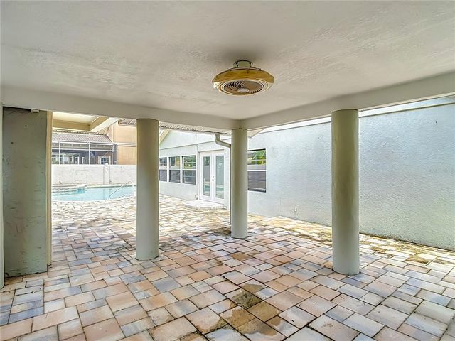 4608 APPLE RIDGE LANE, Tampa, FL 33624