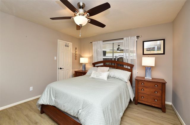 3862 W Wisteria Circle, Sugar Land, TX 77479