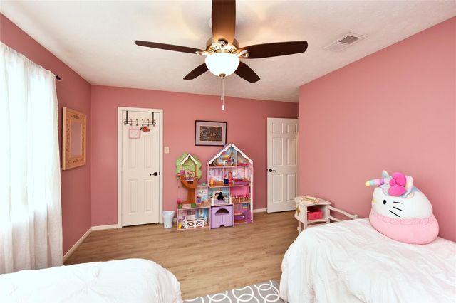 3862 W Wisteria Circle, Sugar Land, TX 77479